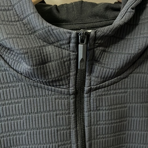 Reebok Thermowarm Deltapeak Hoodie - Picture 6 of 7